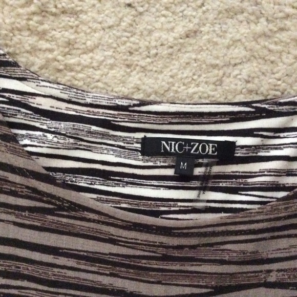 Nic + Zoe Top and Skirt Set - Picture 4 of 5